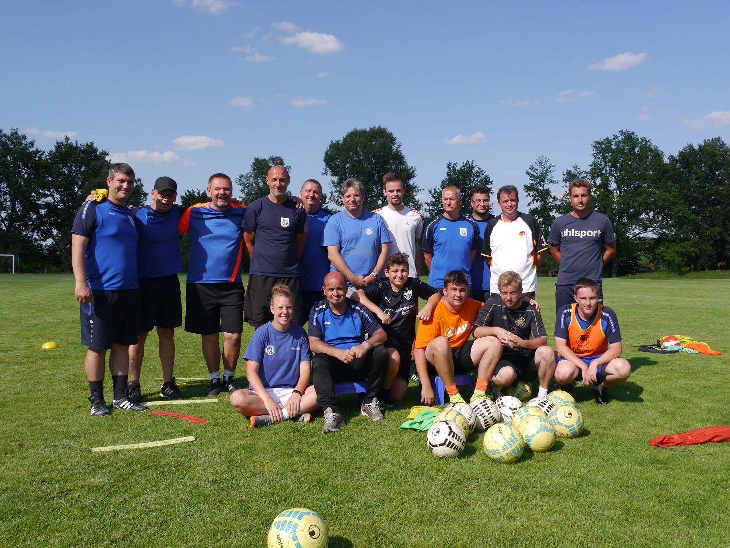 Trainerschulung mit der Münchner Fußball Schule Trainerschulung mit der Münchner Fußball Schule
